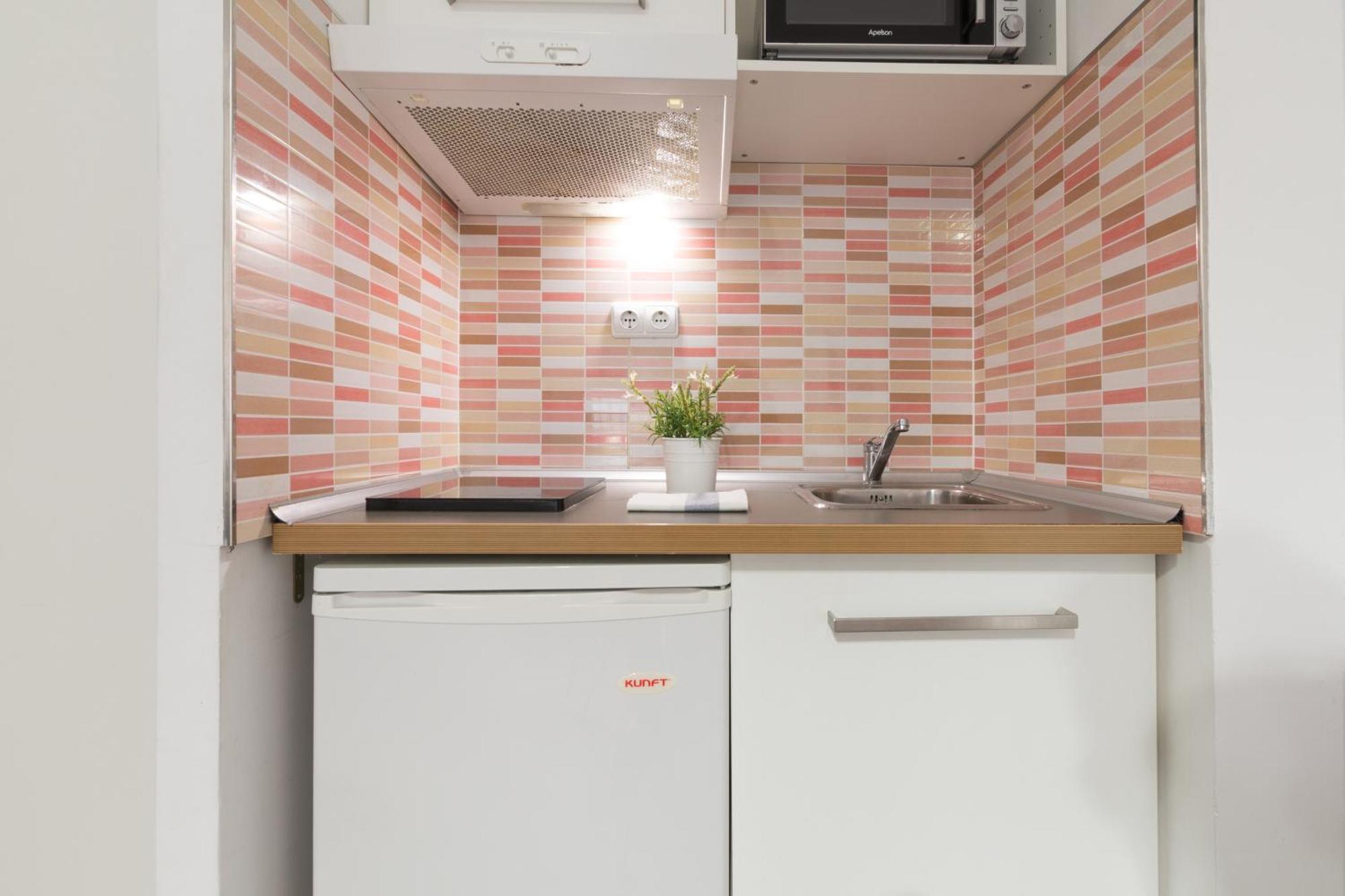 Apartamentos Arapiles Madrid Ngoại thất bức ảnh