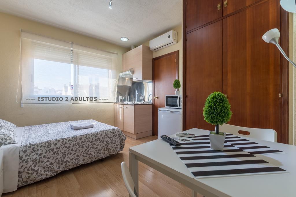 Apartamentos Arapiles Madrid Ngoại thất bức ảnh
