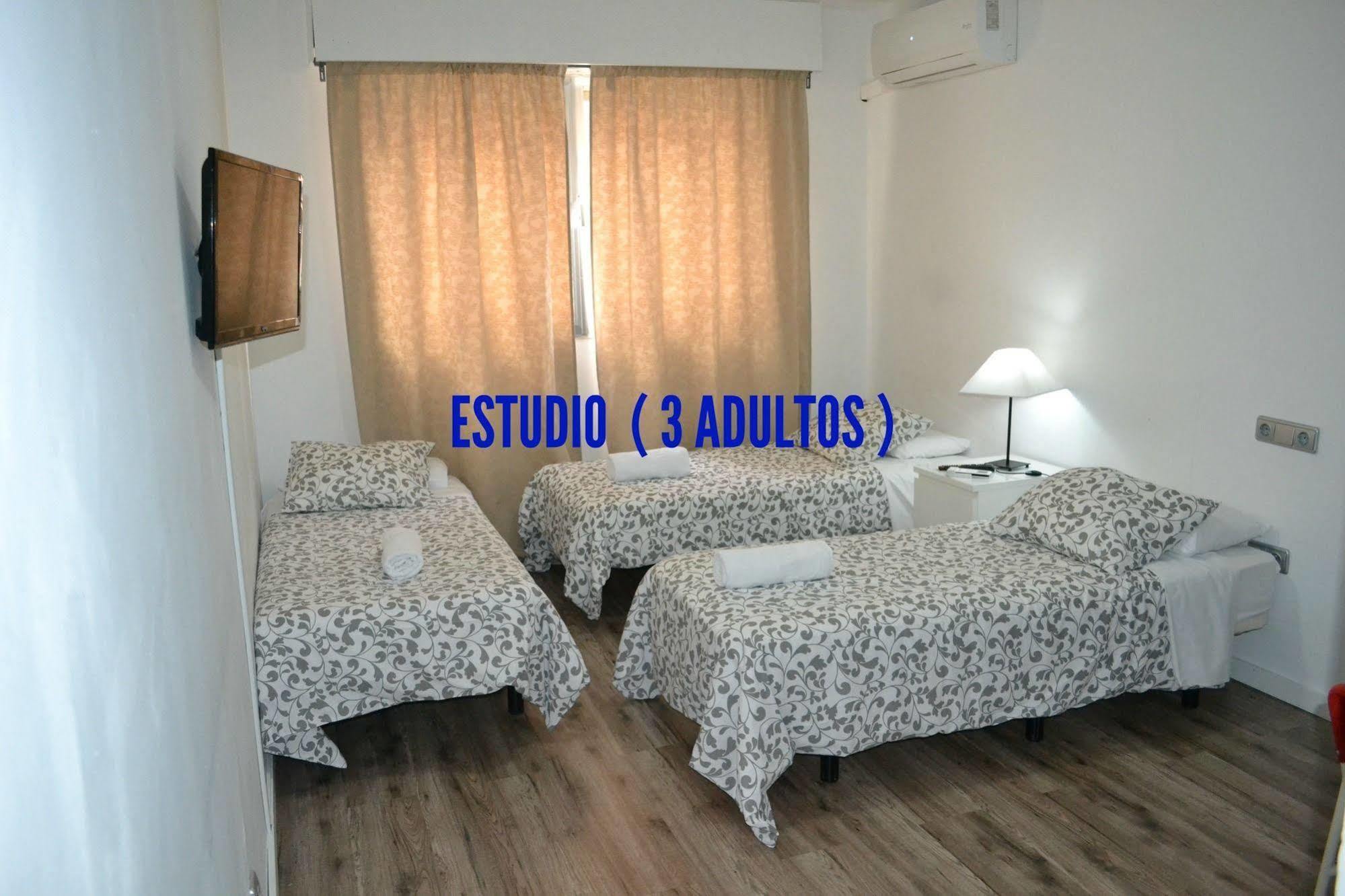 Apartamentos Arapiles Madrid Ngoại thất bức ảnh