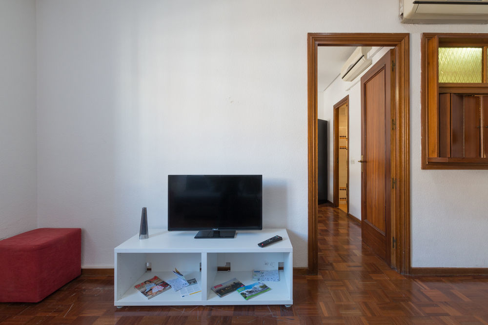 Apartamentos Arapiles Madrid Ngoại thất bức ảnh